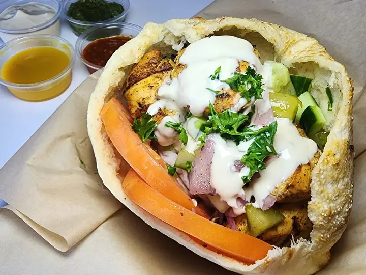 Chicken Kabob Pita